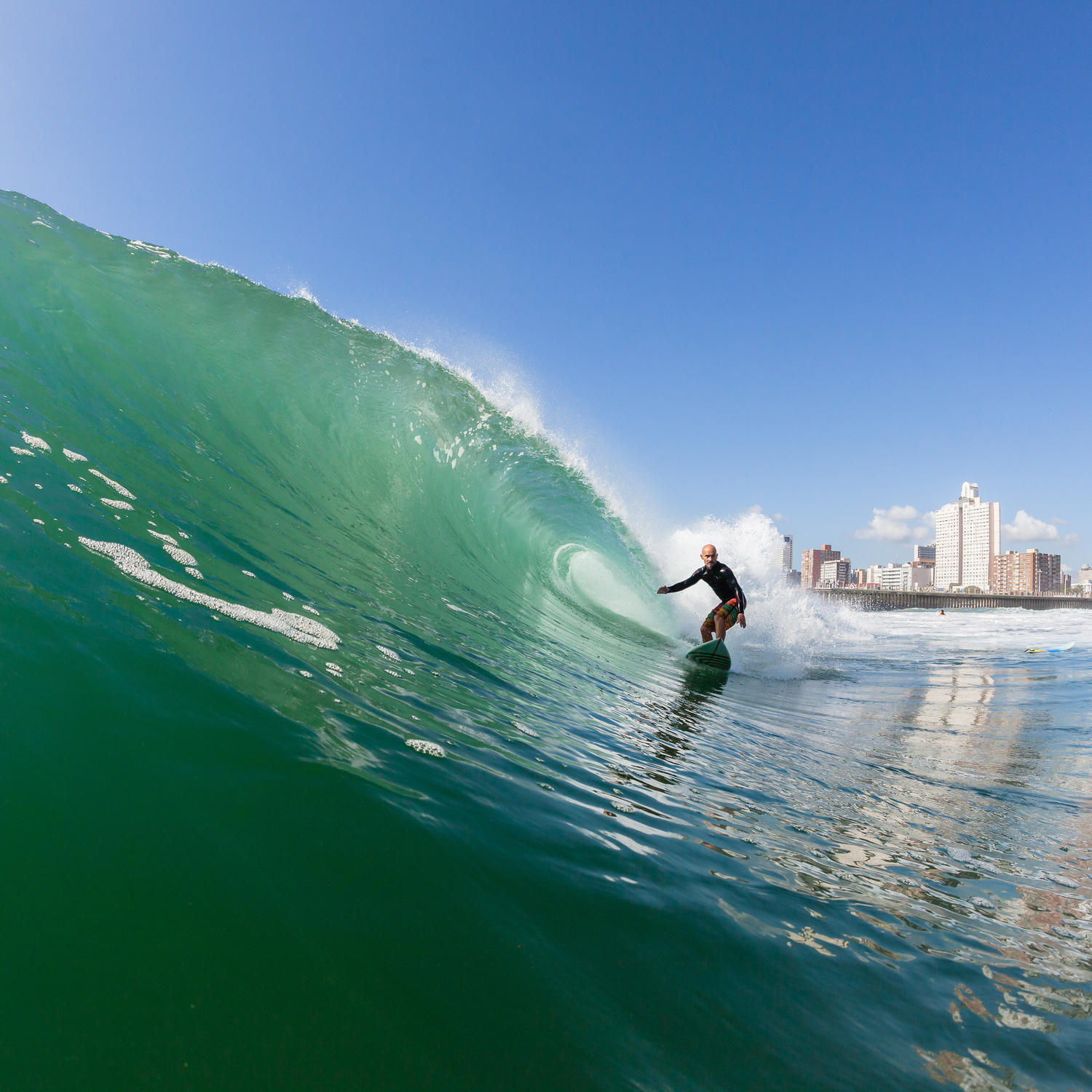 Vamos a surfear