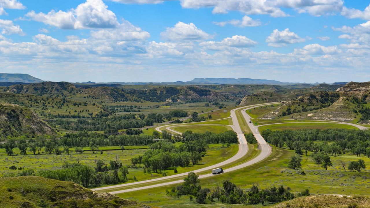 Encuentra vuelos baratos a Dakota del Norte en 2024/25 momondo