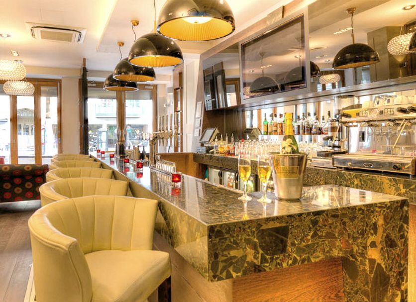 Bar Foto